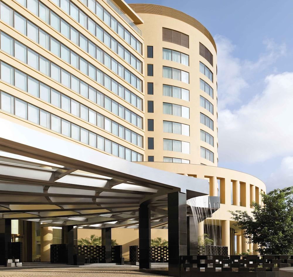 Trident Bandra Kurla, Mumbai Hotels by Tourist Journey